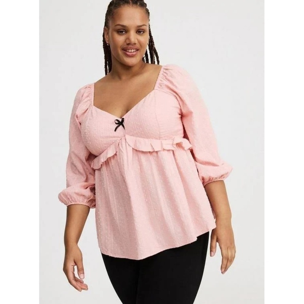 Torrid sz 2 peplum cotton dobby top NWT pink sweetheart feminine babydoll